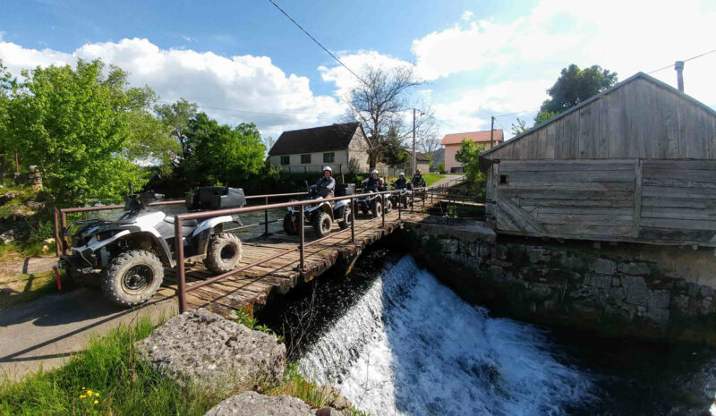 Vožnja quadom - Ekoselo Krš 