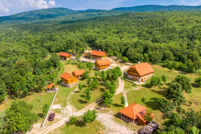 O nama - Ekoselo Krš 