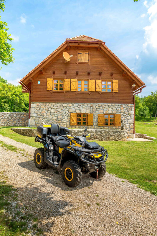 Vožnja quadom - Ekoselo Krš 